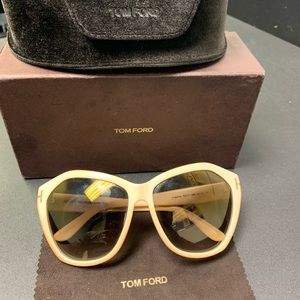 Tom Ford ‘Angelina’ sunglasses